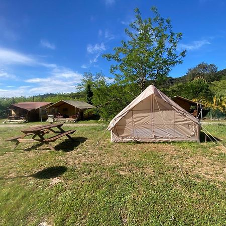 Càmping Parc Gualba Gualba de Dalt Ngoại thất bức ảnh
