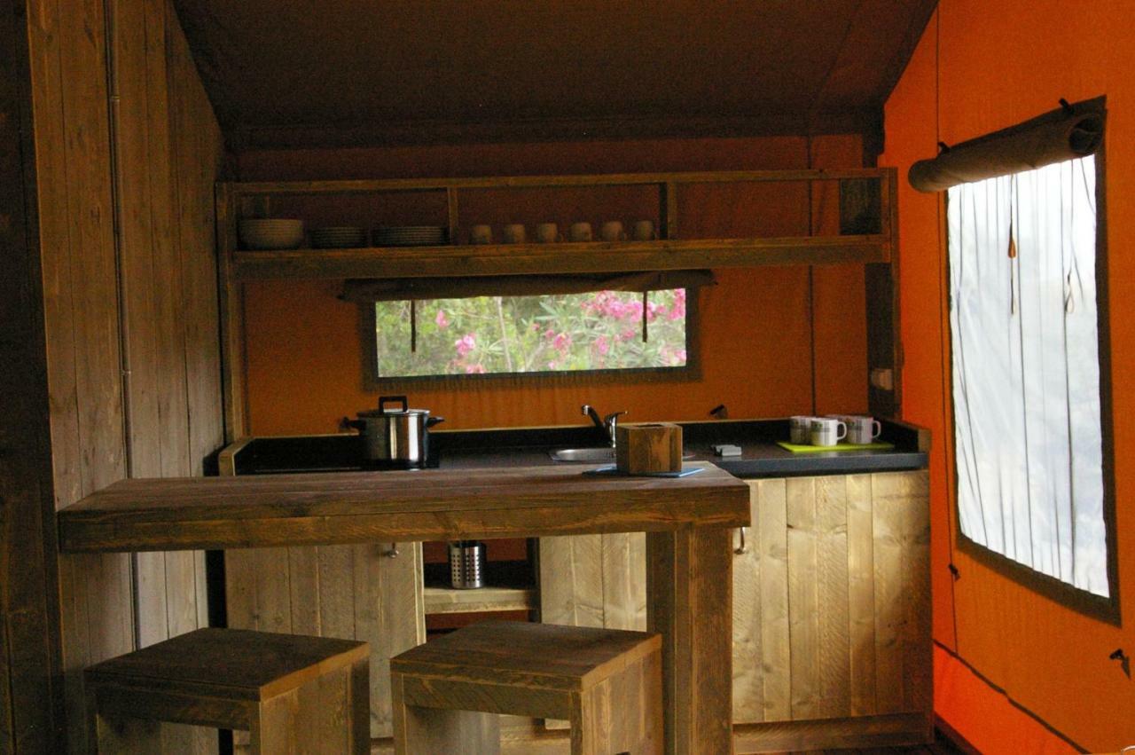 Càmping Parc Gualba Gualba de Dalt Ngoại thất bức ảnh
